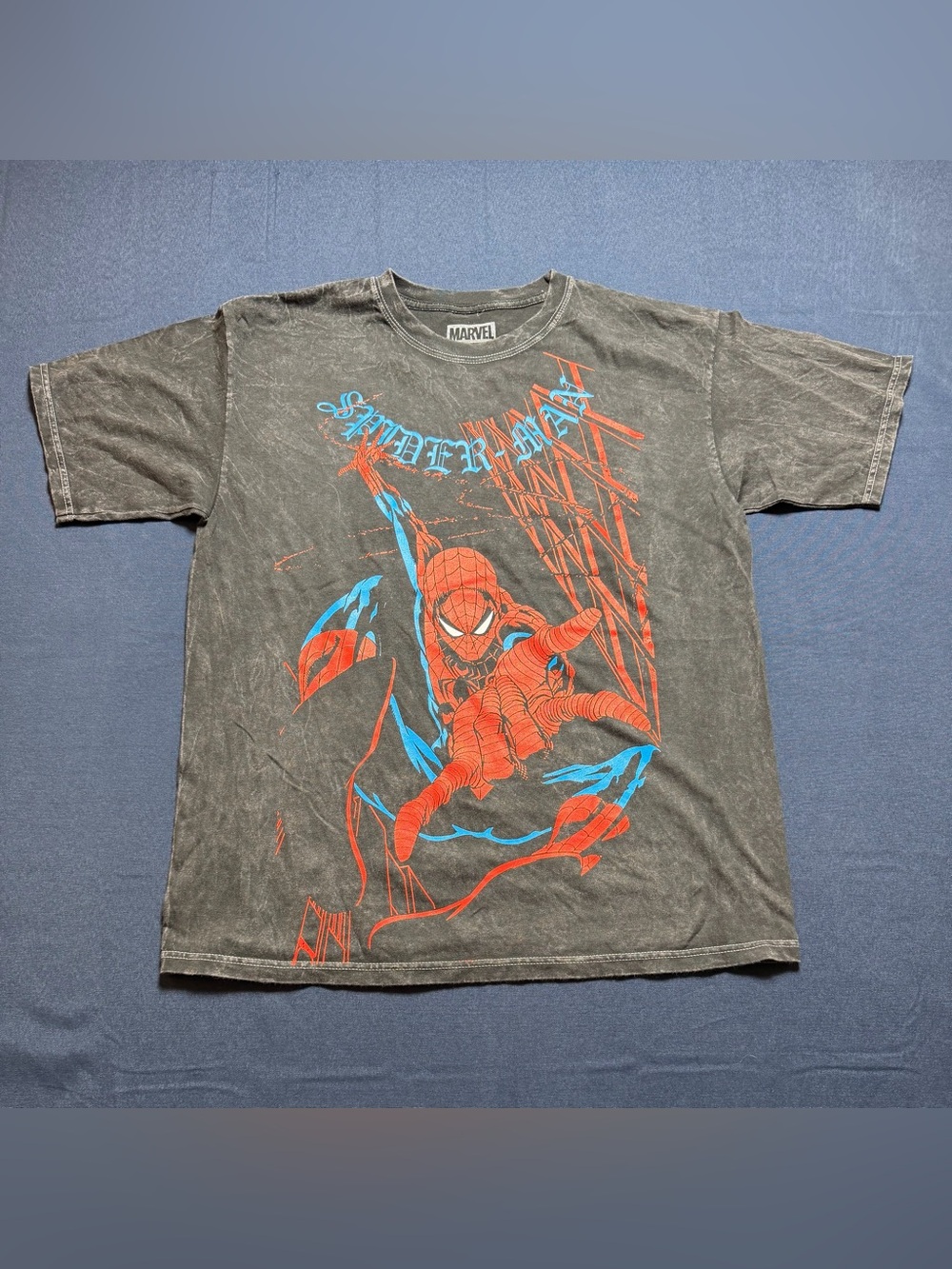 100% Cotton M NWOT Marvel Spider-Man Acid Wash Graphic Tee